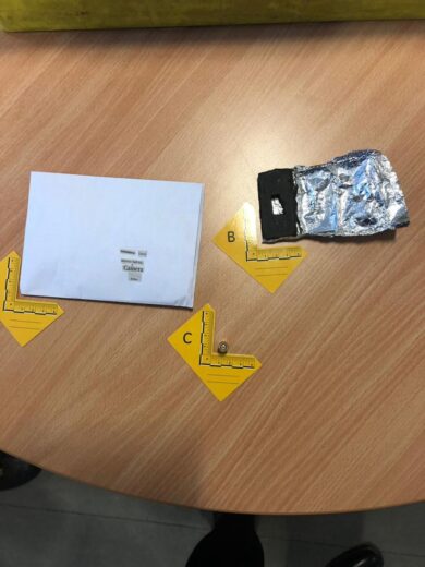 Salvini riceve busta con proiettile. “Avanti con ancora più forza”