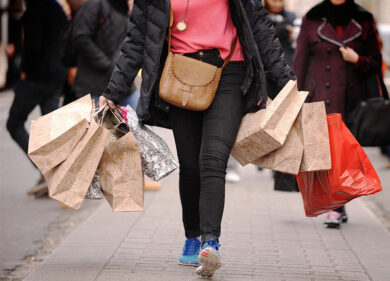 Ztl Tridente, guerra tra negozi e Comune: “Raggi assente, andremo dal Governo”