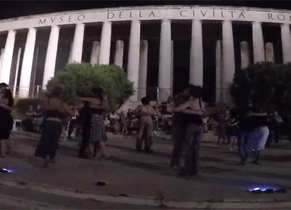 Tango clandestino all’Eur. Una notte al museo: la milonga apre il lunedì Tango clandestino all’Eur. Una notte al museo: la milonga apre il lunedì