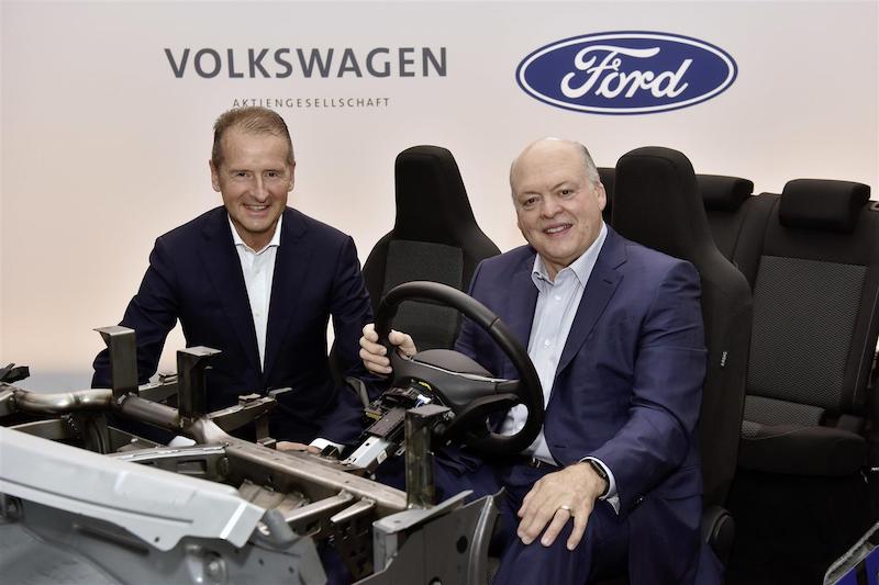 Ford e Volkswagen insieme per la guida autonoma e per l’elettrificazione Ford e Volkswagen insieme per la guida autonoma e per l’elettrificazione