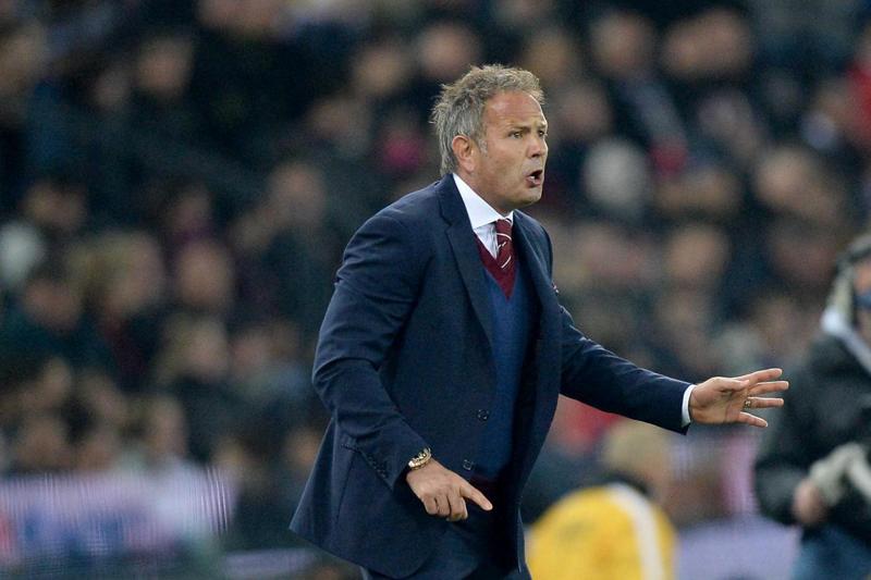 Mhajilovic ha la leucemia. “Vincerò la sfida”. Resta l’allenatore del Bologna Mhajilovic ha la leucemia. “Vincerò la sfida”. Resta l’allenatore del Bologna