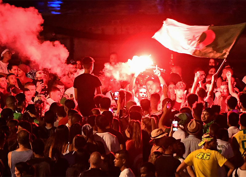Algeria in finale di Coppa d’Africa, 282 fermi in Francia