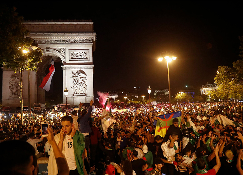 Algeria in finale di Coppa d’Africa, 282 fermi in Francia