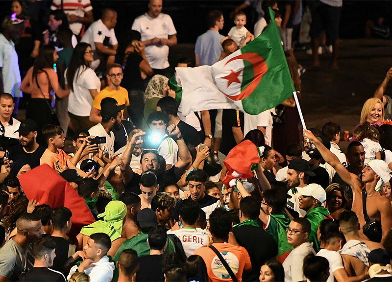 Algeria in finale di Coppa d’Africa, 282 fermi in Francia