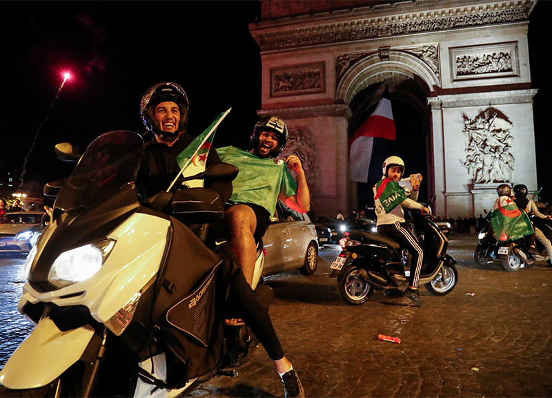 Algeria in finale di Coppa d’Africa, 282 fermi in Francia