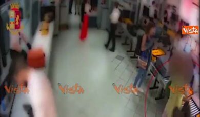 Ruba Rolex in aeroporto a Torino, beccata la manager Monica Pirovano