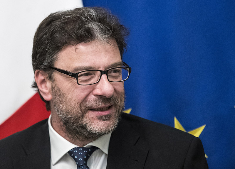 Commissione Ue,ecco le prossime tappe.Silvio spinge Giorgetti alla Concorrenza Commissione Ue,ecco le prossime tappe.Silvio spinge Giorgetti alla Concorrenza