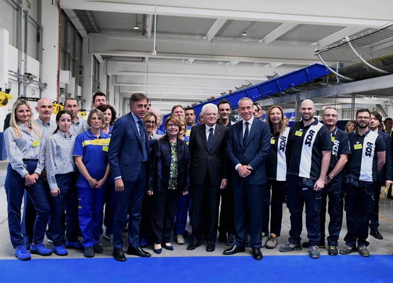 Poste Italiane: a Bologna il più grande hub logistico dedicato all’e-commerce Poste Italiane: a Bologna il più grande hub logistico dedicato all’e-commerce