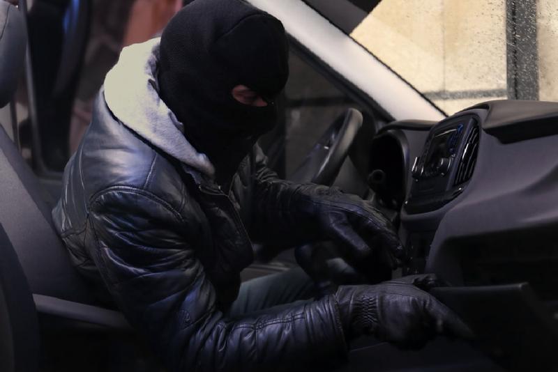 Furti auto: le auto a noleggio piacciono di più Furti auto: le auto a noleggio piacciono di più