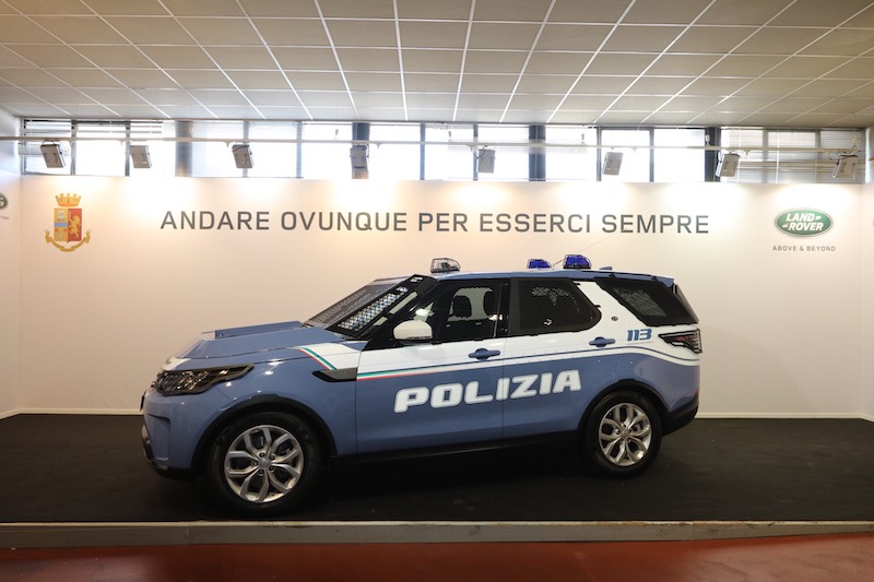 Land Rover consegna 30 Discovery alla Polizia di Stato