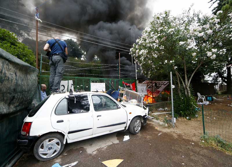 Atto di guerra a Roma: Il Pd di Zingaretti si dimentica l’emergenza casa Atto di guerra a Roma: Il Pd di Zingaretti si dimentica l’emergenza casa