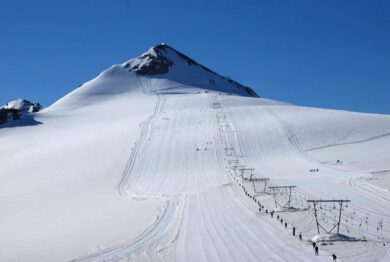 Sci estivo al Passo dello Stelvio per una vacanza al top. FOTO