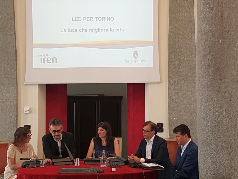 Iren: “Led per Torino”, al via il progetto per sostituire lampade e semafori Iren: “Led per Torino”, al via il progetto per sostituire lampade e semafori
