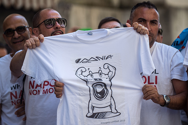 Whirlpool, Conte: la sede resta a Napoli. E Di Maio offre la decontribuzione