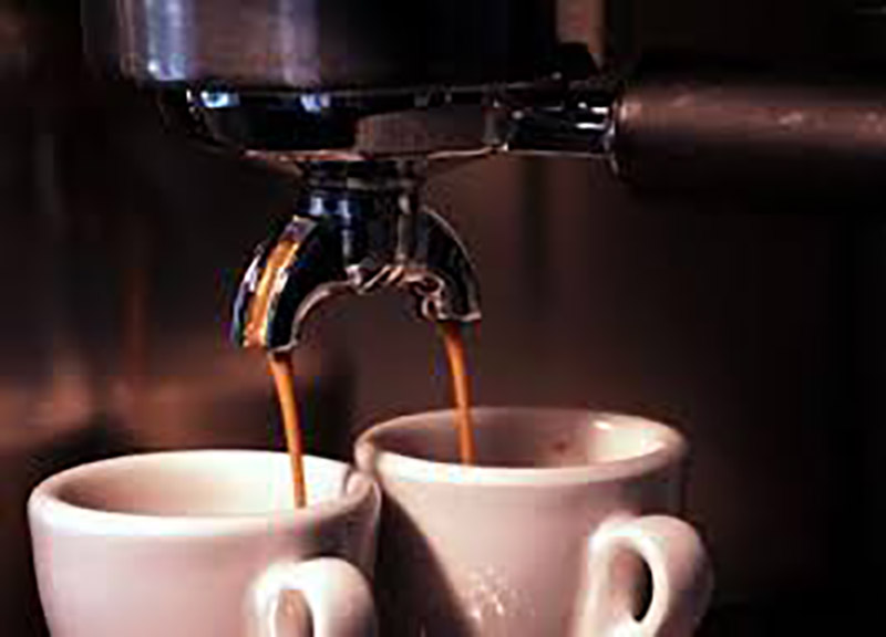 Come gustare un vero e buon caffè espresso italiano. Arriva il disciplinare Come gustare un vero e buon caffè espresso italiano. Arriva il disciplinare