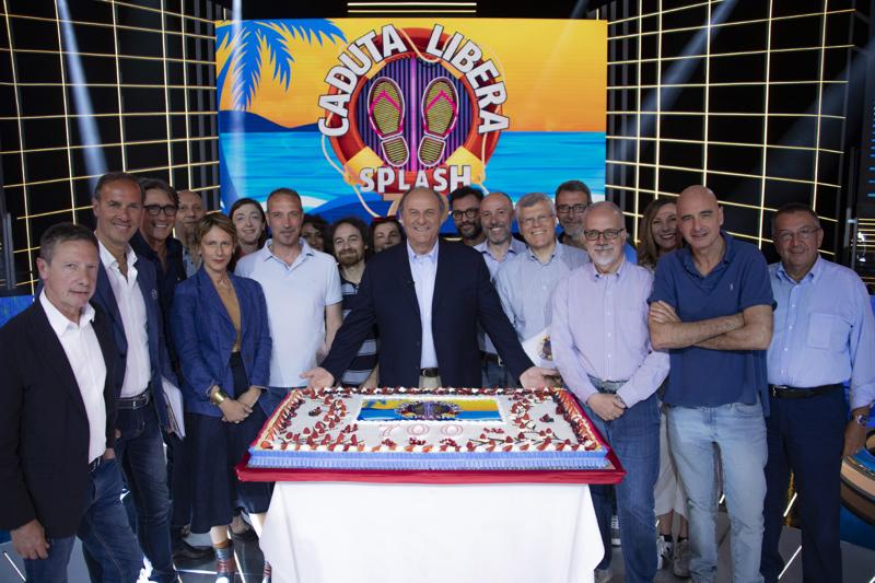 Ascolti Tv: Caduta Libera di Gerry Scotti fa volare l’estate di Canale 5 Ascolti Tv: Caduta Libera di Gerry Scotti fa volare l’estate di Canale 5