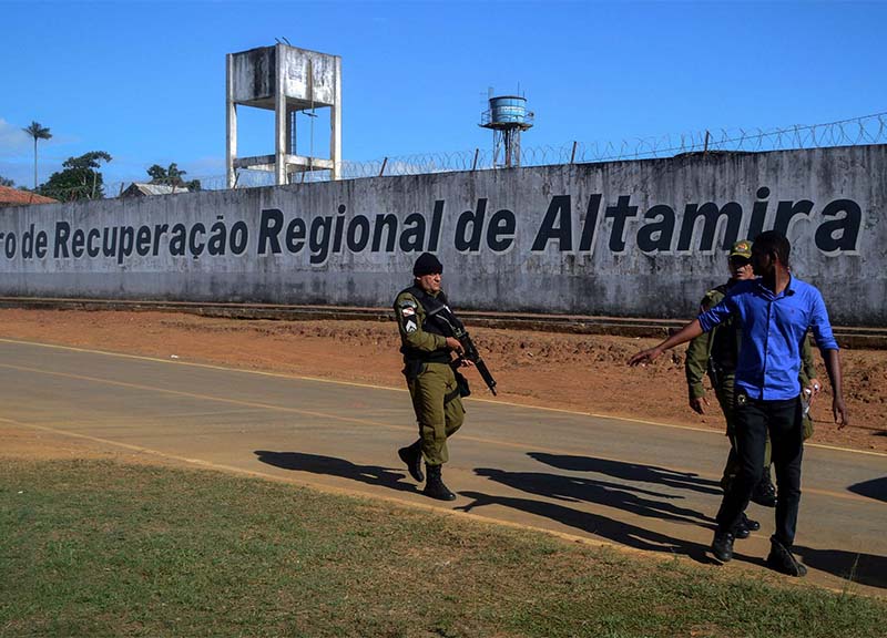 Brasile, rivolta choc in carcere. Almeno 57 morti di cui 16 decapitati