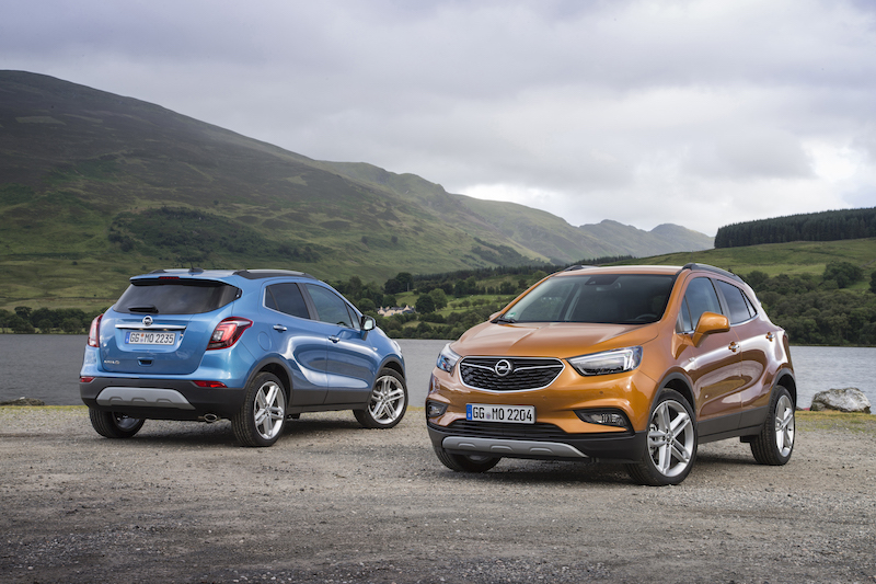 Opel celebra la 130 millesima Opel Mokka X venduta in Italia Opel celebra la 130 millesima Opel Mokka X venduta in Italia