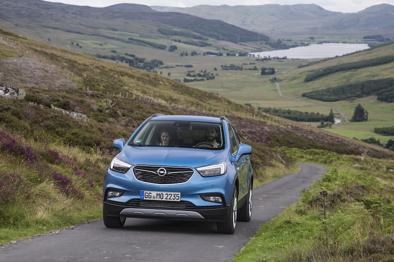 Opel celebra la 130 millesima Opel Mokka X venduta in Italia Opel celebra la 130 millesima Opel Mokka X venduta in Italia