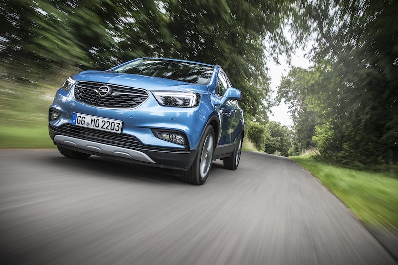 Opel celebra la 130 millesima Opel Mokka X venduta in Italia Opel celebra la 130 millesima Opel Mokka X venduta in Italia