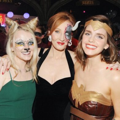 Emma Watson scalda fan di Harry Potter, è Wonder Woman al party di J.K Rowling