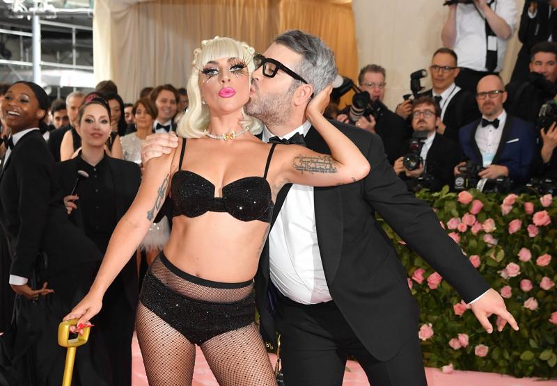 Lady Gaga e Dan Horton: bacio, amore, conferme e gossip. Ecco chi è Dan Horton
