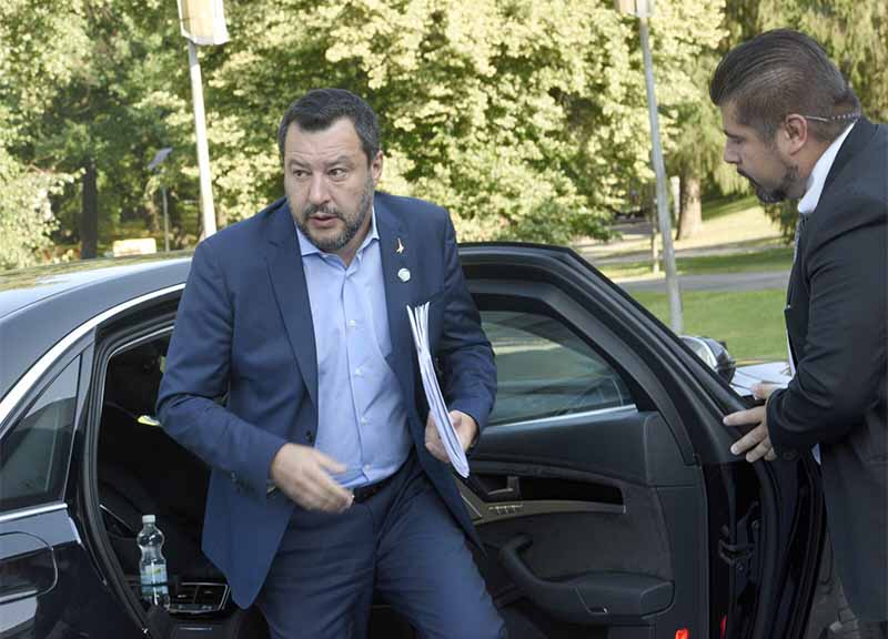 Tav, Salvini lancia l’ultimatum al M5s: ”No al Senato? Trarremo conseguenze” Tav, Salvini lancia l’ultimatum al M5s: ”No al Senato? Trarremo conseguenze”