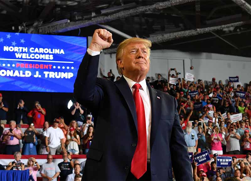 Trump attacca di nuovo la Fed: “Abbassare i tassi, fare in fretta” Trump attacca di nuovo la Fed: “Abbassare i tassi, fare in fretta”