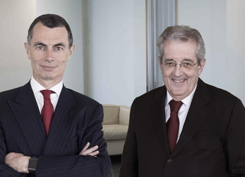 UniCredit, Fineco fa volare gli utili. Mustier rivede i target e titolo ko UniCredit, Fineco fa volare gli utili. Mustier rivede i target e titolo ko