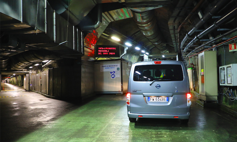 Nissan e Laboratori del Gran Sasso insieme per la sostenibilità Nissan e Laboratori del Gran Sasso insieme per la sostenibilità
