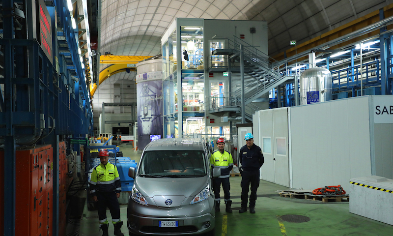Nissan e Laboratori del Gran Sasso insieme per la sostenibilità Nissan e Laboratori del Gran Sasso insieme per la sostenibilità
