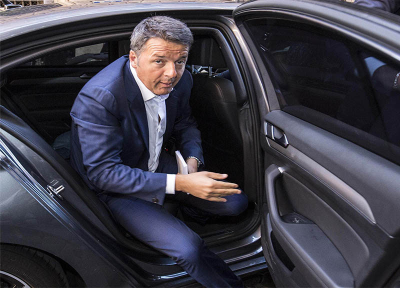 Governo, Renzi: “Nascerà più di una forza di centro”. Pd verso la scissione? Governo, Renzi: “Nascerà più di una forza di centro”. Pd verso la scissione?