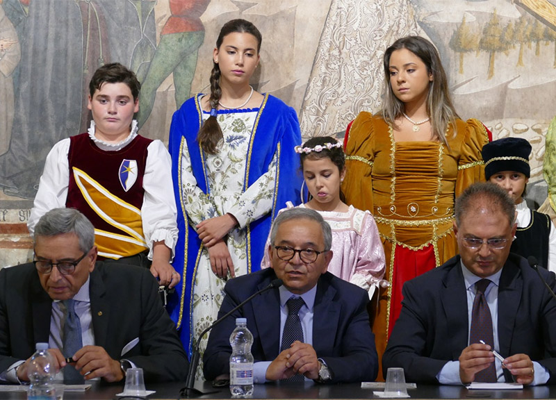 A Teggiano al via una festa mai vista prima per la sua principessa Costanza A Teggiano al via una festa mai vista prima per la sua principessa Costanza