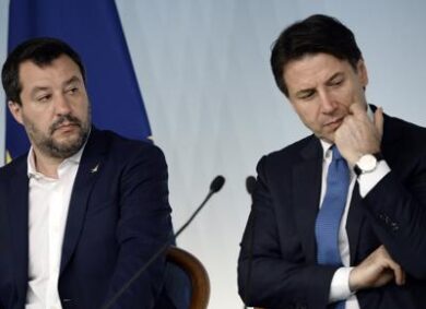 Borsa: Fca, Atlantia, Ferragamo, Moncler. Guadagnare con la crisi politica