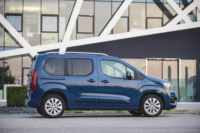 Nuova motorizzazione da 130 CV benzina per l’Opel Combo Life Nuova motorizzazione da 130 CV benzina per l’Opel Combo Life