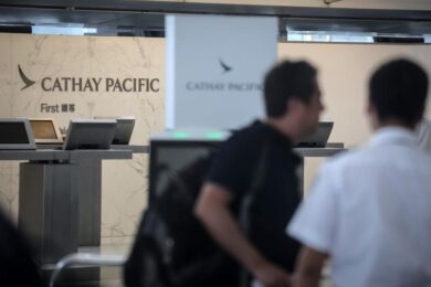 Hong Kong: Cathay, rischio licenziamento per chi sostiene le proteste