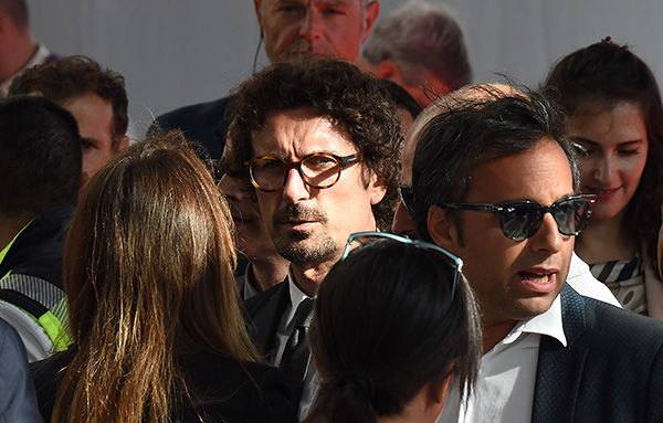 Ponte Morandi,vertici Atlantia lasciano la cerimonia. Conte:Genova è rinascita Ponte Morandi,vertici Atlantia lasciano la cerimonia. Conte:Genova è rinascita