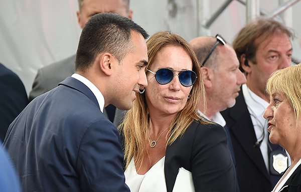 Ponte Morandi,vertici Atlantia lasciano la cerimonia. Conte:Genova è rinascita Ponte Morandi,vertici Atlantia lasciano la cerimonia. Conte:Genova è rinascita