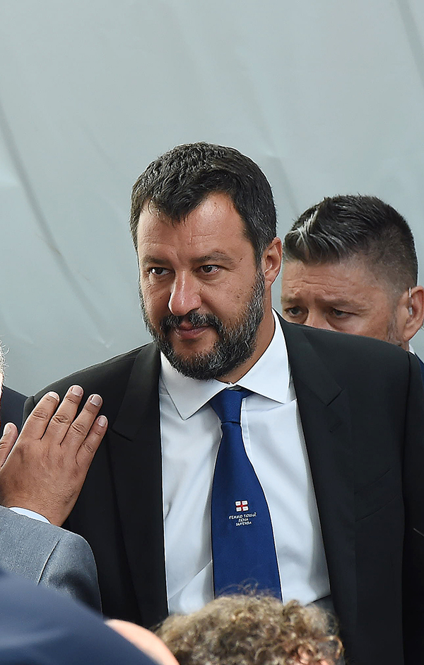 Ponte Morandi,vertici Atlantia lasciano la cerimonia. Conte:Genova è rinascita Ponte Morandi,vertici Atlantia lasciano la cerimonia. Conte:Genova è rinascita