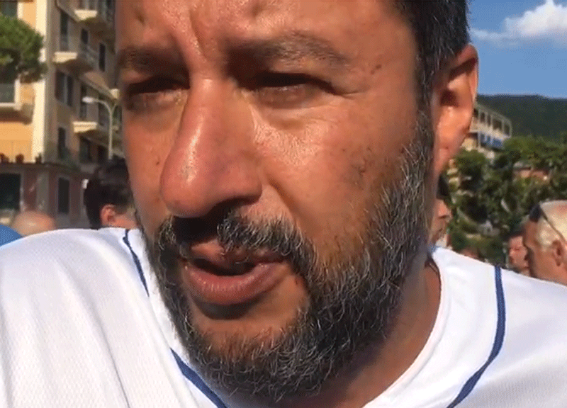 Salvini ad Affaritaliani: “Il rosario è con me. Affido alla Madonna l’Italia” Salvini ad Affaritaliani: “Il rosario è con me. Affido alla Madonna l’Italia”