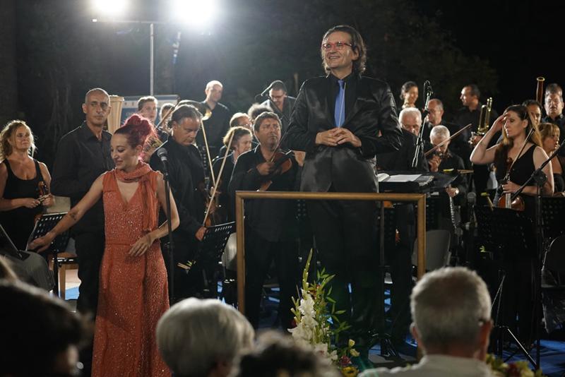 Sanremo e Bordighera, la musica dei Beatles rivista dal Maestro Molinelli Sanremo e Bordighera, la musica dei Beatles rivista dal Maestro Molinelli
