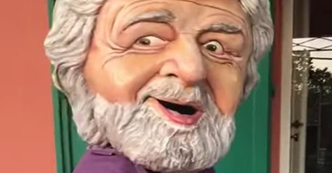 Grillo: “Pugnalata in agosto. Salvini di media intelligenza ma pensavo leale” Grillo: “Pugnalata in agosto. Salvini di media intelligenza ma pensavo leale”