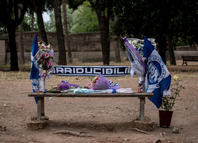 Funerali Diabolik, Divino Amore blindato dalla Questura. Sale la tensione Funerali Diabolik, Divino Amore blindato dalla Questura. Sale la tensione