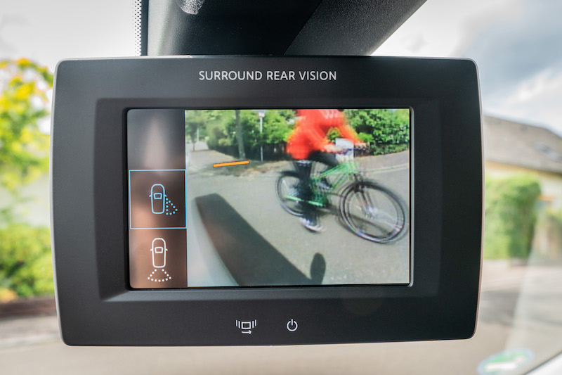 Opel Combo Cargo, con il sistema Surround Rear Vision addio angolo cieco