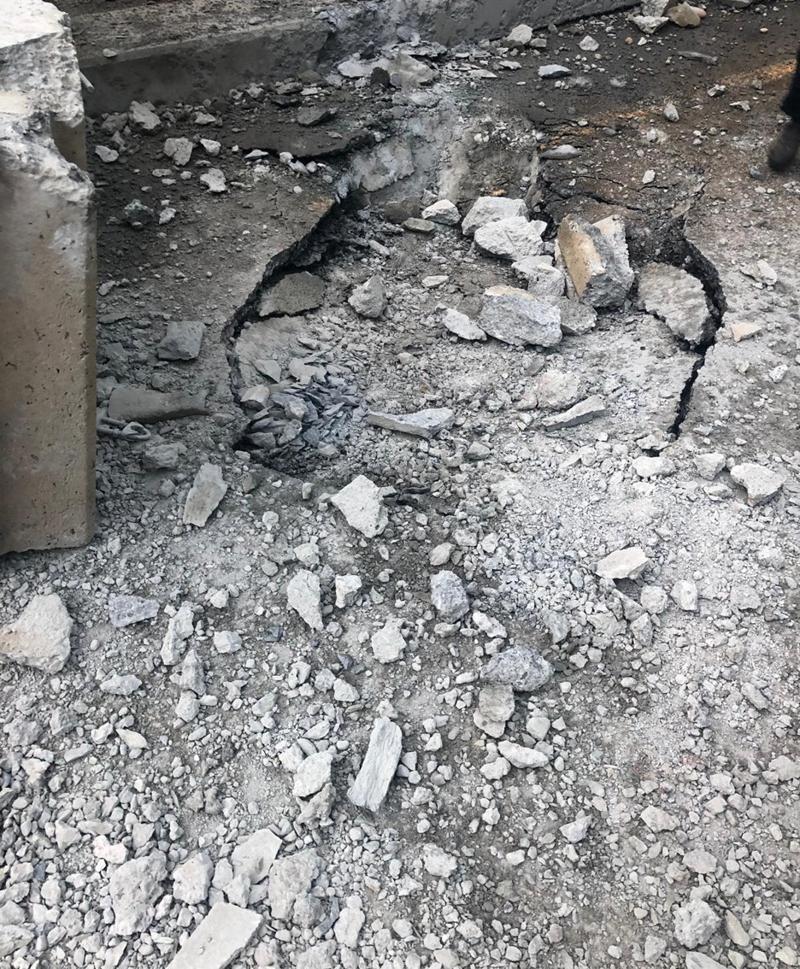 Valfurva isolata. Dal Ruinon un enorme masso ha interrotto la viabilità Valfurva isolata. Dal Ruinon un enorme masso ha interrotto la viabilità