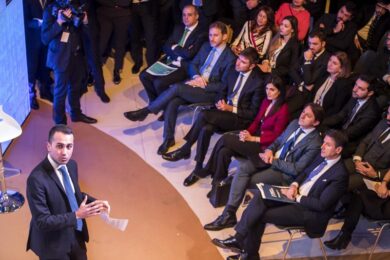 M5S, post Di Maio a immagine e somiglianza di Conte,non barricadero alla Dibba