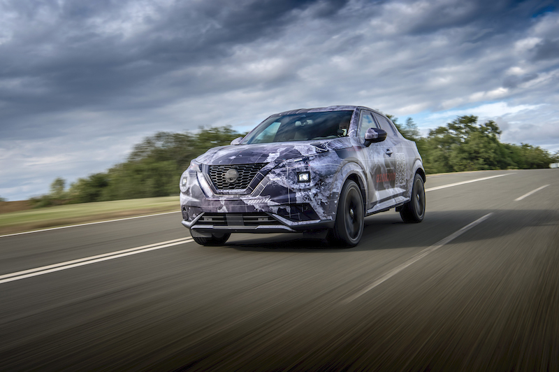 Nissan Juke, svelate le foto della seconda generazione in arrivo a settembre Nissan Juke, svelate le foto della seconda generazione in arrivo a settembre