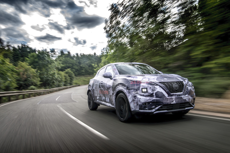 Nissan Juke, svelate le foto della seconda generazione in arrivo a settembre Nissan Juke, svelate le foto della seconda generazione in arrivo a settembre