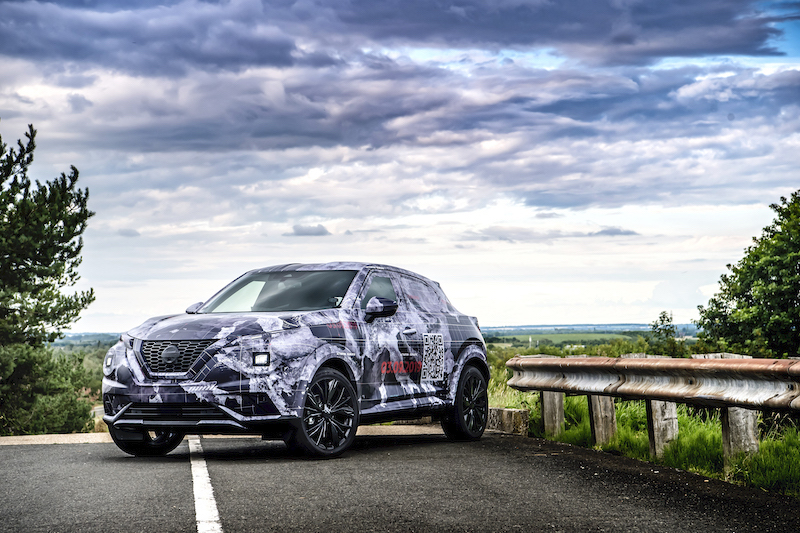 Nissan Juke, svelate le foto della seconda generazione in arrivo a settembre Nissan Juke, svelate le foto della seconda generazione in arrivo a settembre