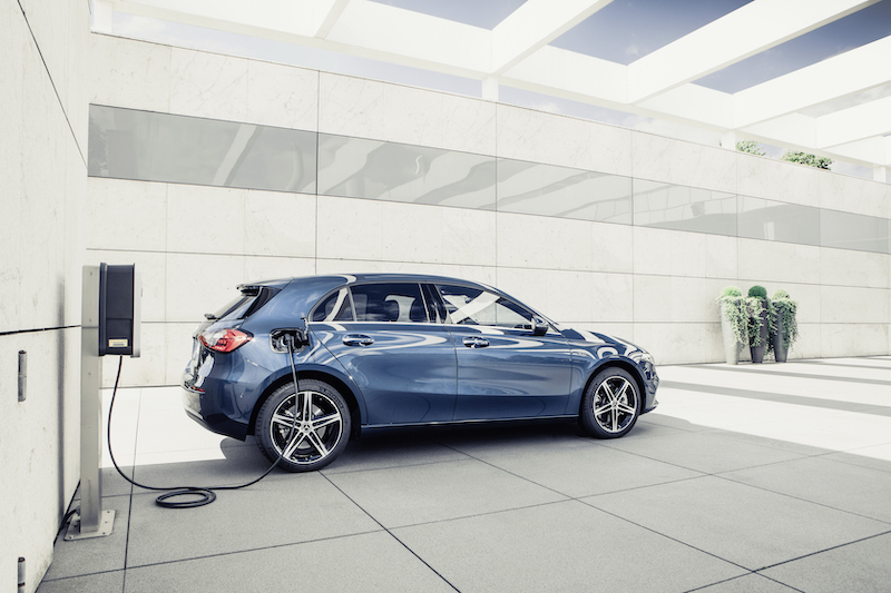 Mercedes Classe A e B entrano nell’era nell’ibrido plug-in di terza genera Mercedes Classe A e B entrano nell’era nell’ibrido plug-in di terza genera